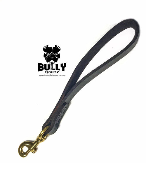 LEATHER SHORT STRAP LEASH 30cm - By The Bully House -